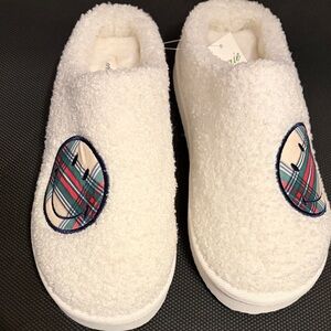 Aerie White Slippers with Plaid smiley face Accent. 9. NWT.